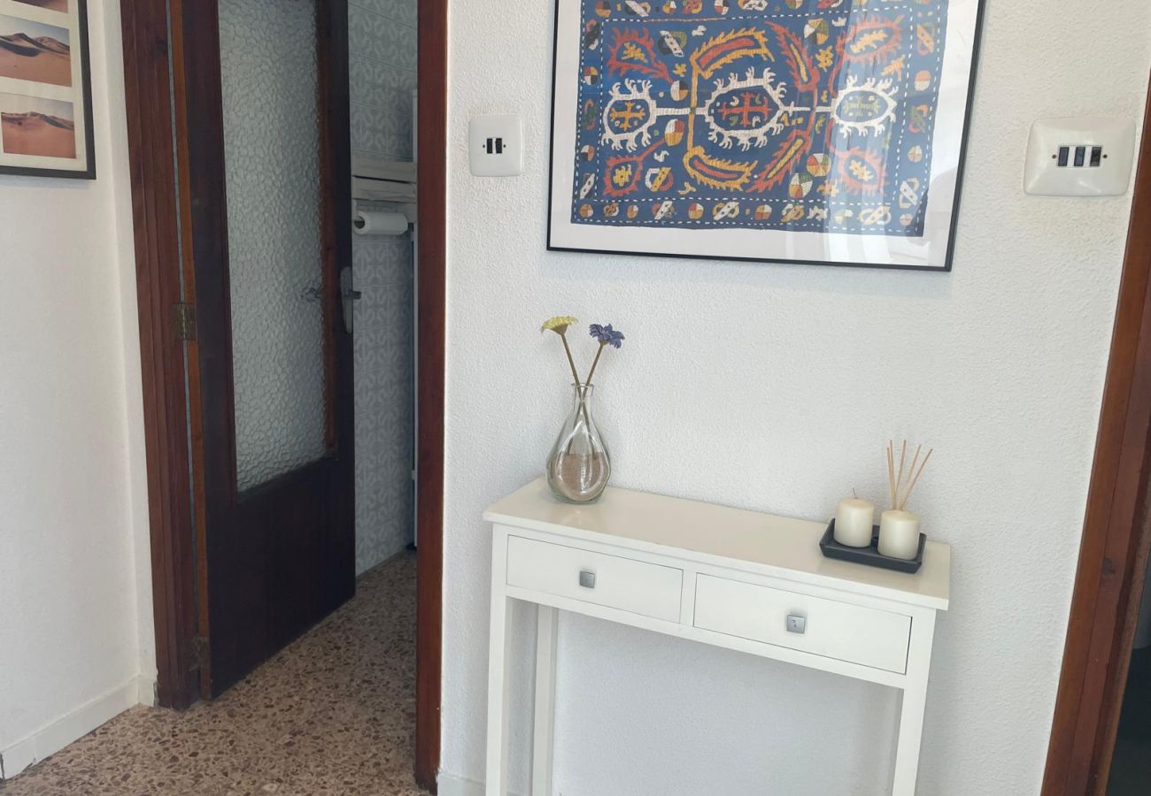 Apartamento en Tavernes de la Valldigna - Edificio Avenida