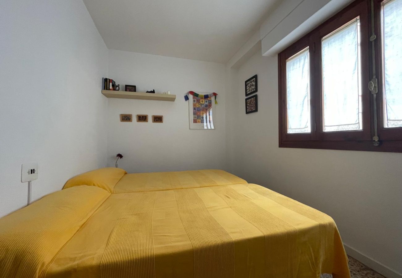 Apartamento en Tavernes de la Valldigna - Edificio Avenida