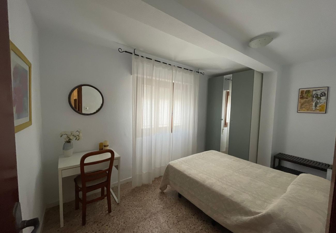 Apartamento en Tavernes de la Valldigna - Edificio Avenida