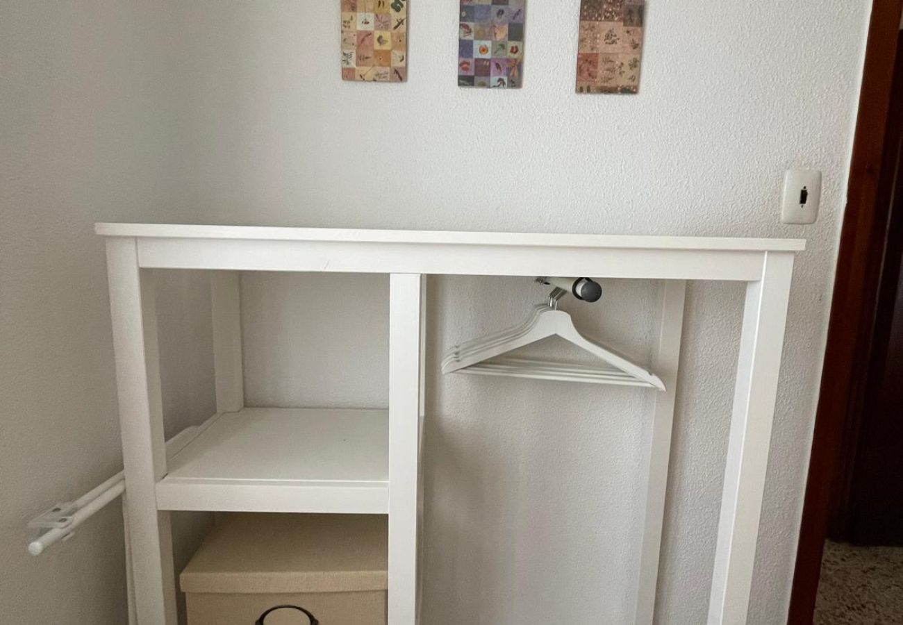 Apartamento en Tavernes de la Valldigna - Edificio Avenida